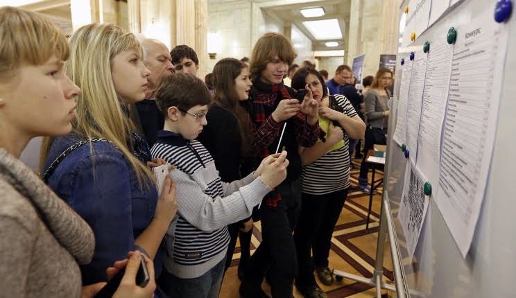 За учебу в вузе придется платить почти в 1,5 раза больше