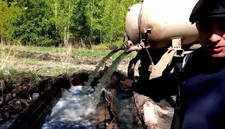 Могилы плавают в фекалиях: на Южном Урале – экологическая катастрофа