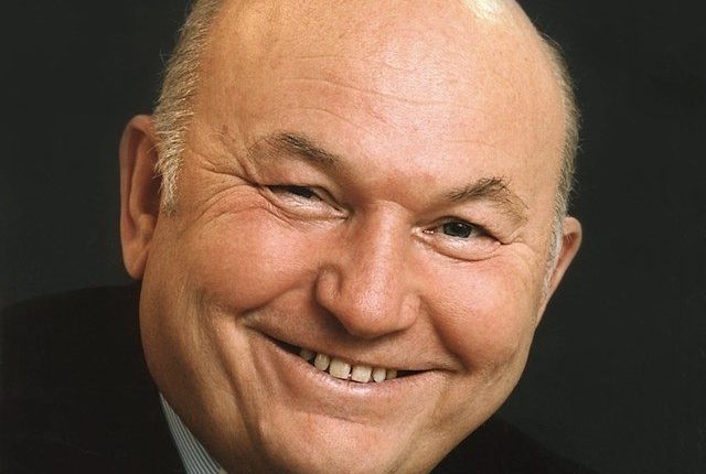 В 80 лет бывший мэр Москвы всё-таки смог