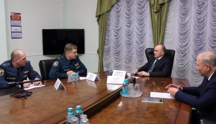 Генерал МЧС устроил разнос команде Дубровского